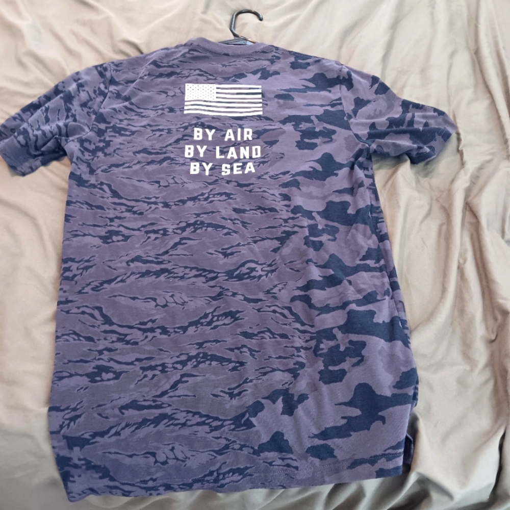 Camo Project Rock Under Amour shirt small